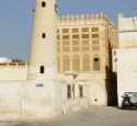 <span class='dscr'>Muharraq</span><br><span class="cc-link"><a href="http://www.flickr.com/photos/fuzzytnth3/2260246349/" target="_blank">Autor:Graeme</a><a href='http://creativecommons.org/licences/by-sa/3.0'>&nbsp;<img class="cc-icon" src="mods/_img/cc_by_sa-small.png"></a></a></span>