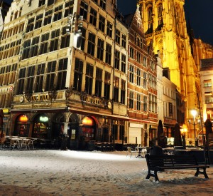 Antwerpia<br><span class="cc-link"><a href="http://www.flickr.com/photos/robphoto/4472528350/" target="_blank">Autor:Russ Bowling</a><a href='http://creativecommons.org/licences/by/3.0'>&nbsp;<img class="cc-icon" src="mods/_img/cc_by-small.png"></a></a></span>
