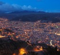 <span class='dscr'>La Paz nocą</span><br><span class="cc-link"><a href="http://www.flickr.com/photos/galeria_miradas/6050934170/" target="_blank">Autor:Danielle Pereira</a><a href='http://creativecommons.org/licences/by/3.0'>&nbsp;<img class="cc-icon" src="mods/_img/cc_by-small.png"></a></a></span>