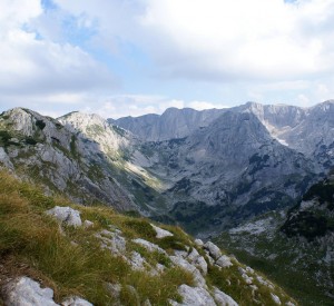 Park Narodowy Durmitor<br><span class="cc-link"><a href="http://www.flickr.com/photos/pr1me/3897943724/" target="_blank">Autor:Andrew Prime</a><a href='http://creativecommons.org/licences/by-nd/3.0'>&nbsp;<img class="cc-icon" src="mods/_img/cc_by_nd-small.png"></a></a></span>