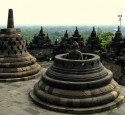 <span class='dscr'>Borobodur</span><br><span class="cc-link"><a href="http://www.flickr.com/photos/soham_pablo/2363730790/" target="_blank">Autor:Soham Banerjee</a><a href='http://creativecommons.org/licences/by/3.0'>&nbsp;<img class="cc-icon" src="mods/_img/cc_by-small.png"></a></a></span>