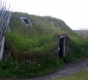 <span class='dscr'>Park historyczny L'Anse aux Meadows</span><br><span class="cc-link"><a href="http://www.flickr.com/photos/60548141@N00/4096434057/" target="_blank">Autor:Magnolia1000</a><a href='http://creativecommons.org/licences/by/3.0'>&nbsp;<img class="cc-icon" src="mods/_img/cc_by-small.png"></a></a></span>