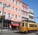 <span class='dscr'>Tramwaj w porcie w Porto</span><br><span class="cc-link"><a href="http://www.flickr.com/photos/trams-lisbonne/4544718155/" target="_blank">Autor:trams aux fils</a><a href='http://creativecommons.org/licences/by/3.0'>&nbsp;<img class="cc-icon" src="mods/_img/cc_by-small.png"></a></a></span>